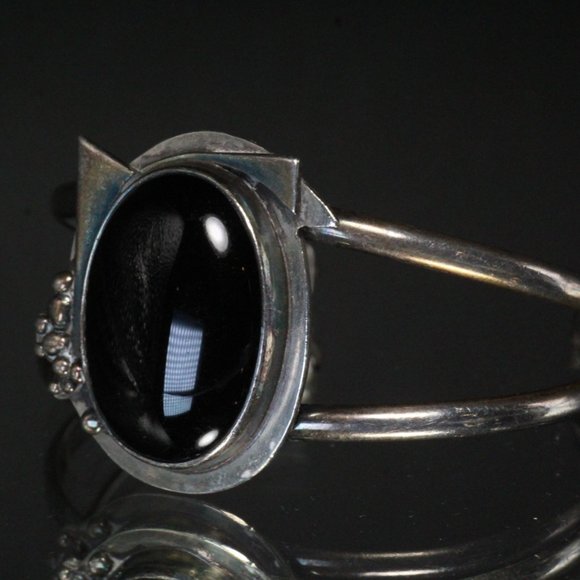 STERLING SILVER ONYX CABOCHON SOUTHWESTERN CUFF BRACELET - Picture 4 of 6